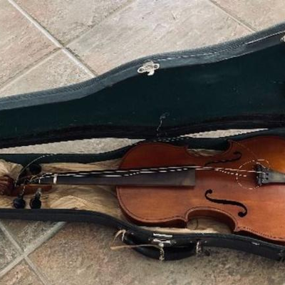 Nippon violin