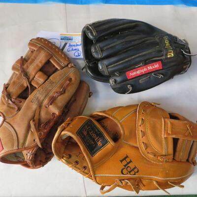 BASEBALL GLOVES