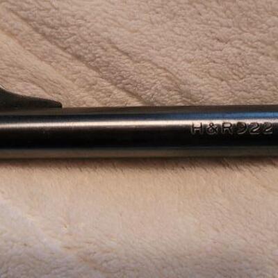 H&R 922 revolver