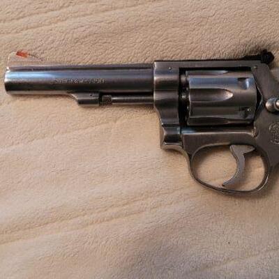 Smith & Wesson revolver