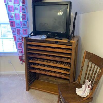 CABINET FOR PRINTING PRESS BLOCKS