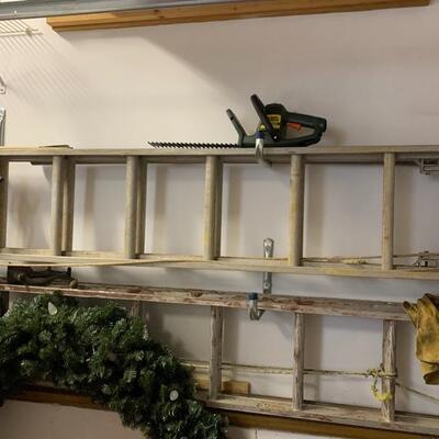 ALUMINUM LADDERS