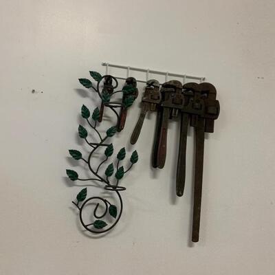 ANTIQUE PIPE WRENCHES