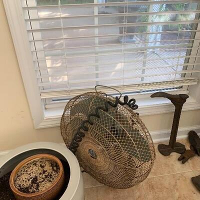 ANTIQUE GE FAN