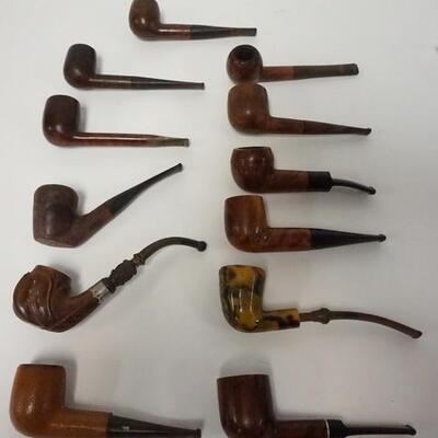 1046	LOT OF 12 VINTAGE SMOKING PIPES
