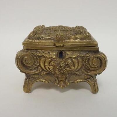 1070	ORNATE HEAVY CAST BRASS DRESSER BOX, 5 IN X 3 1/2 IN X 4 IN HIGH

