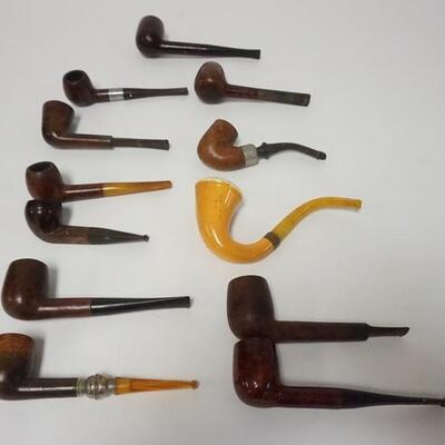 1045	LOT OF 12 VINTAGE SMOKING PIPES
