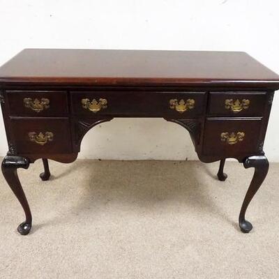 1015	MAHOGANY 5 DRAWER QUEEN ANNE STYLE LADIES WRITING DESK. 44 IN X 19 IN. 30 IN H 

