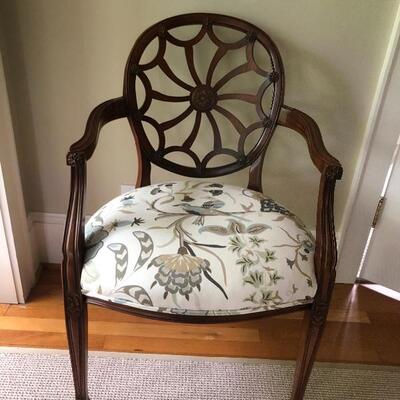 VINTAGE WHELL BACK CHAIRS.  UNIQUE AND IN GREAT CONDITION.