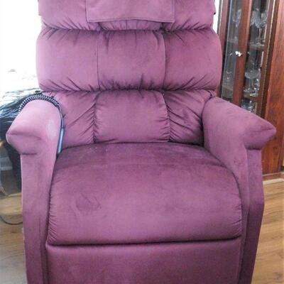 1 of 2 Lift Chairs