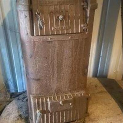 Rare "Warm Morning" Coal & Wood Burning Stove
It is currently included in our Fixed Price Sale for only $200....
