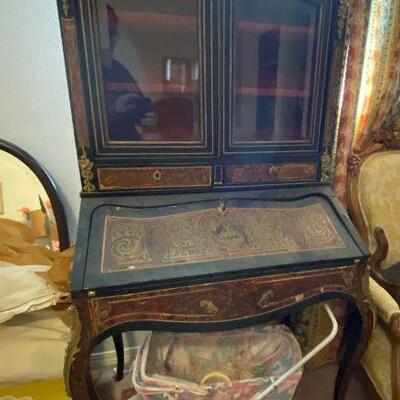 ME6037: French Revival Black and Gold with Brass Accents

