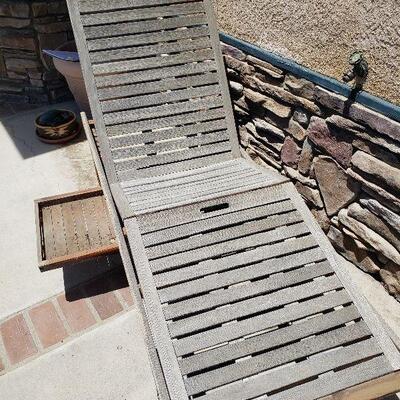 Outdoor lounge chair