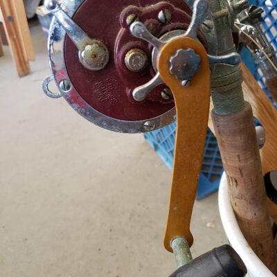 Penn Senator fishing pole/reel