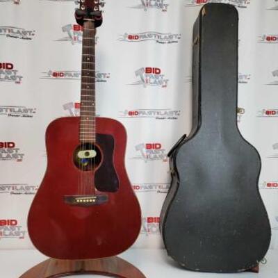 2014	

Guild D25 Acoustic Guitar With Hard Case
Serial Number :143454