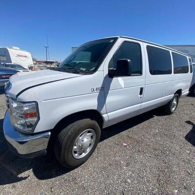 380	

2014 Ford Econoline e350
Year: 2014
Make: Ford
Model: Econoline Wagon
Vehicle Type: Van
Mileage: 120804
Plate:
Body Type: 4 Door...