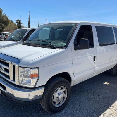 62	

2014 Ford Econoline
Year: 2014
Make: Ford
Model: Econoline Wagon
Vehicle Type: Van
Mileage:
89957 Plate:
Body Type: 4 Door Van;...