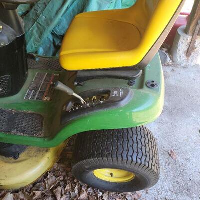 John Deere Ride On Mower