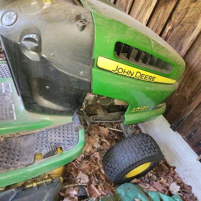 John Deere Ride On Mower