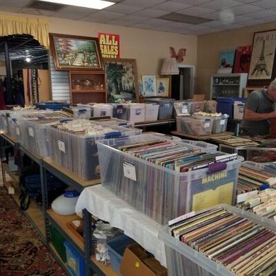 Estate sale photo