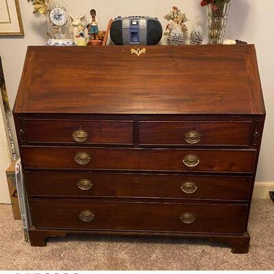 ME6022: Duncan Phyfe Wood Drop Front Desk
