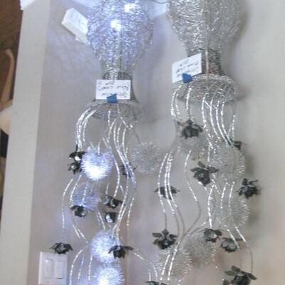 FUNKEY SHINNEY FLOOR ACCENT LAMP..                                
 buy it now $ 85.00 each   1 is sold