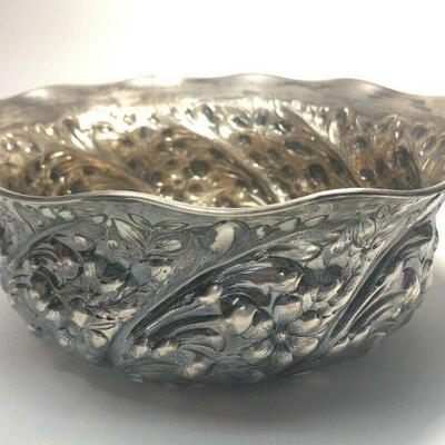 https://www.ebay.com/itm/124821569798	ME7038 Sterling Gorham Floral Bowl (408g)		Buy-It-Now	 $960.00 
