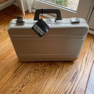HALIBURTON ZERO BRIEFCASE. BUY IT NOW $120