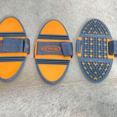 146	

(3) Curry Comb Lami-Cell "Spring" Collection
Orange with Grey Accents!