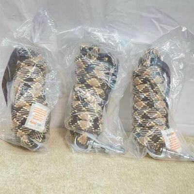 132	

(2) 8' Braided Softy Cotton Lead Rope.
Features assorted colors in a diamond pattern. Lead is equipped with NP Bolt snap and...