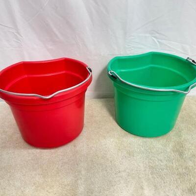126	

NEW two (2) 8 Qt Flat back bucket, 8.5" tall. Made in USA
Two (2) 8 Qt Flat back bucket, 8.5" tall. Made in USA 