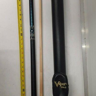 https://www.ebay.com/itm/124857585013	EL8012 Griffin Poolstick in Black Leather Carrying Case Blue and White Detailin
