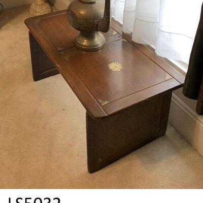 https://www.ebay.com/itm/114896875603	LS5032 Middle East Coffee Table with Brass Accents

