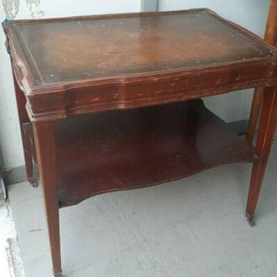 https://www.ebay.com/itm/114940657430	LP8037 : Leather Top Rolling Wooden End Table 2-tiered LOCAL PICKUP

