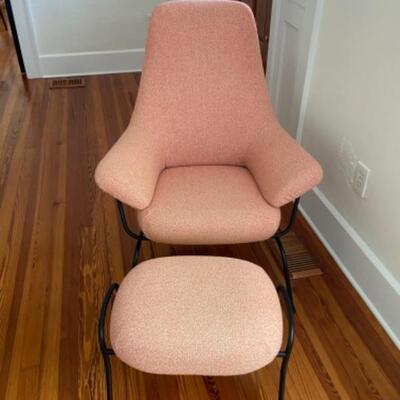 Hai Chair and ottoman