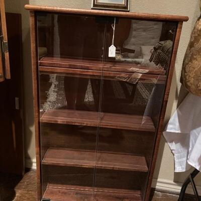 Small curio