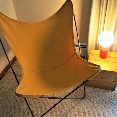 Hardoy butterfly chair