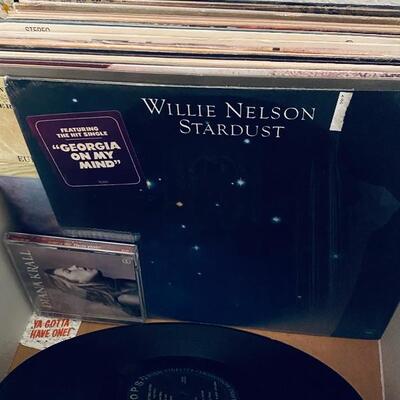  Vinyl records 