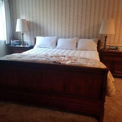  High End Mattress for sale. Not bed frame. Clean, no stains.