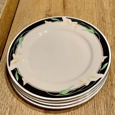 Set of Majesty Collection Black Fantasy Plates