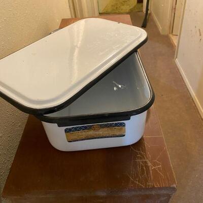 Vintage bread dish