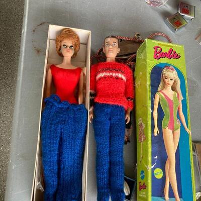 There is no Barbie.. Just a box.