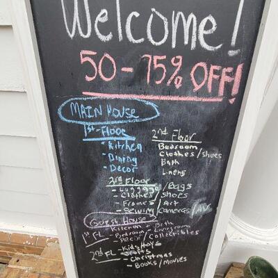 Estate sale photo