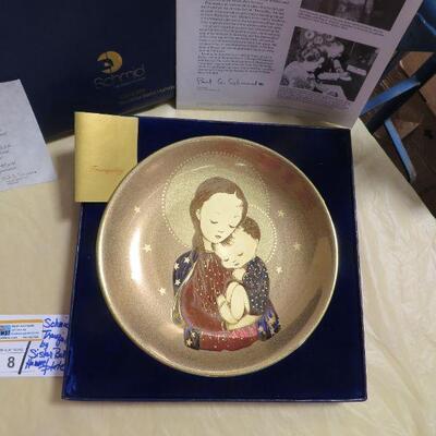 1978 Schmid Tranquility plate by Sister Berta Hummel