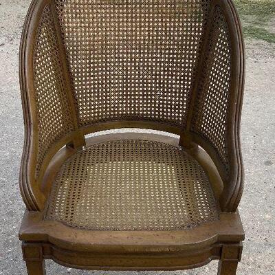 https://www.ebay.com/itm/124916260233	MC5013 - Mid Century Modern Curved Back Lounge Chair Local Pickup	Auction
