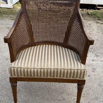 https://www.ebay.com/itm/124916272277	MC5016 - Mid Century Modern Squared Back Lounge Chair Local Pickup	Auction
