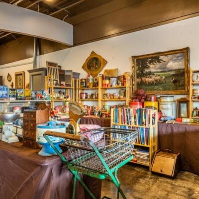 Estate sale photo