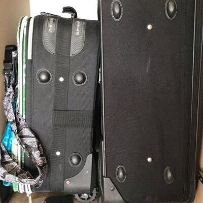 lightly used luggage (lots of these)