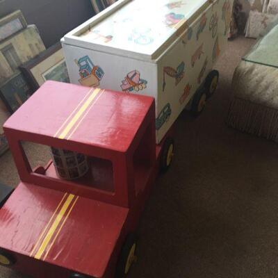 Trailer Toy Chest