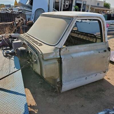 #2019 â€¢ Chevrolet Truck Cab